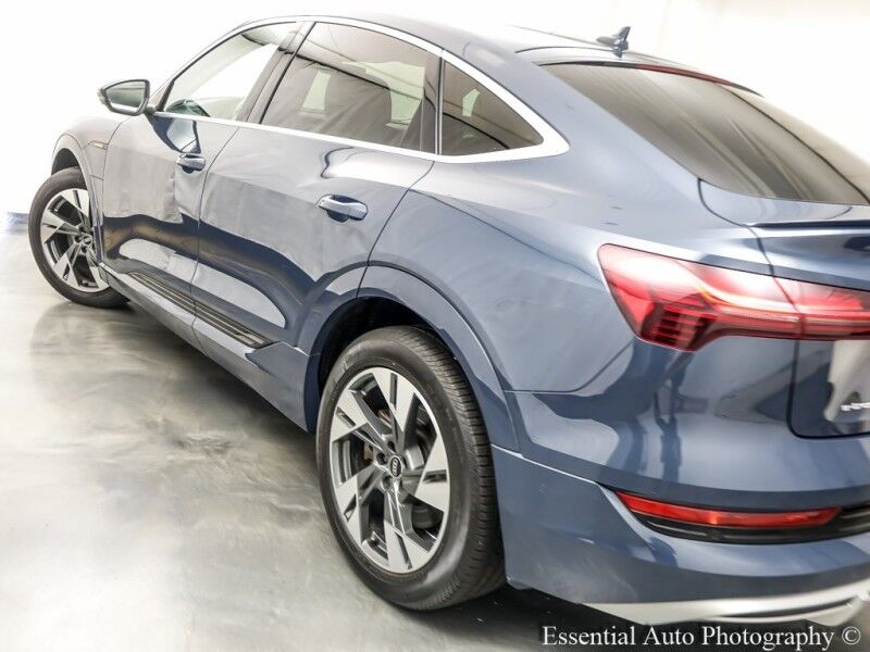 2021 Audi e-tron Sportback Premium Plus PRICE INCLUDES THE $4000 FED EV TAX CREDIT Willowbrook IL