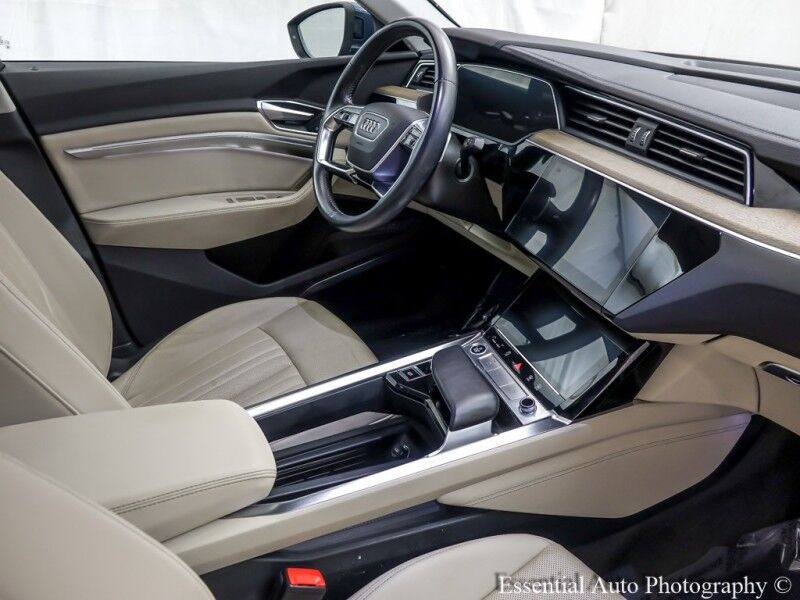 2021 Audi e-tron Sportback Premium Plus PRICE INCLUDES THE $4000 FED EV TAX CREDIT Willowbrook IL