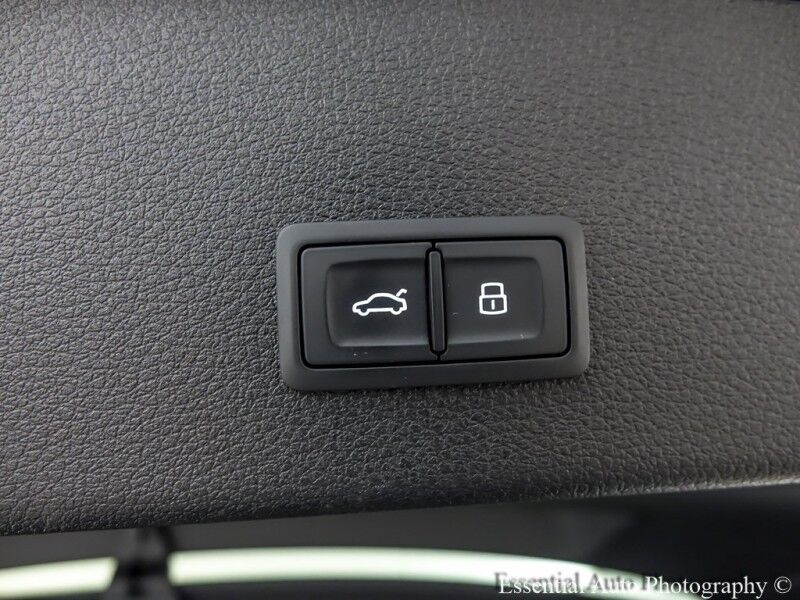 2021 Audi e-tron Sportback Premium Plus PRICE INCLUDES THE $4000 FED EV TAX CREDIT Willowbrook IL