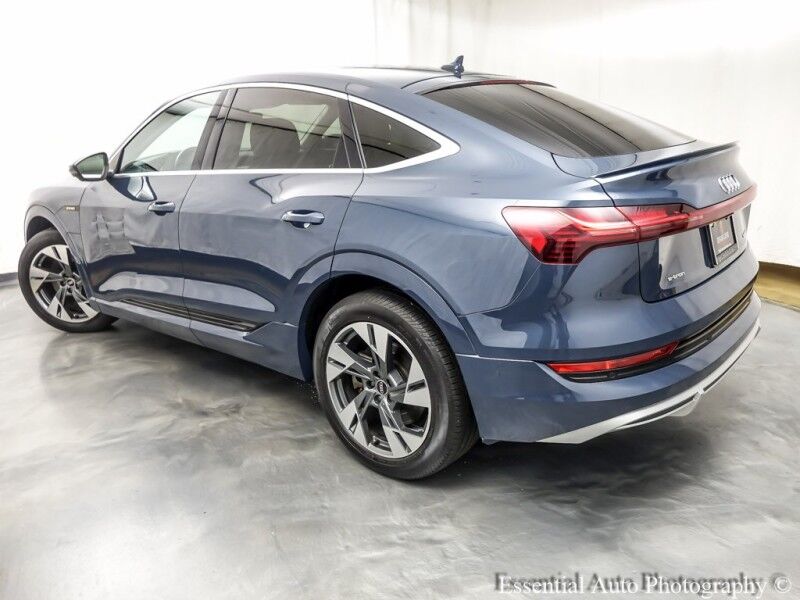 2021 Audi e-tron Sportback Premium Plus PRICE INCLUDES THE $4000 FED EV TAX CREDIT Willowbrook IL