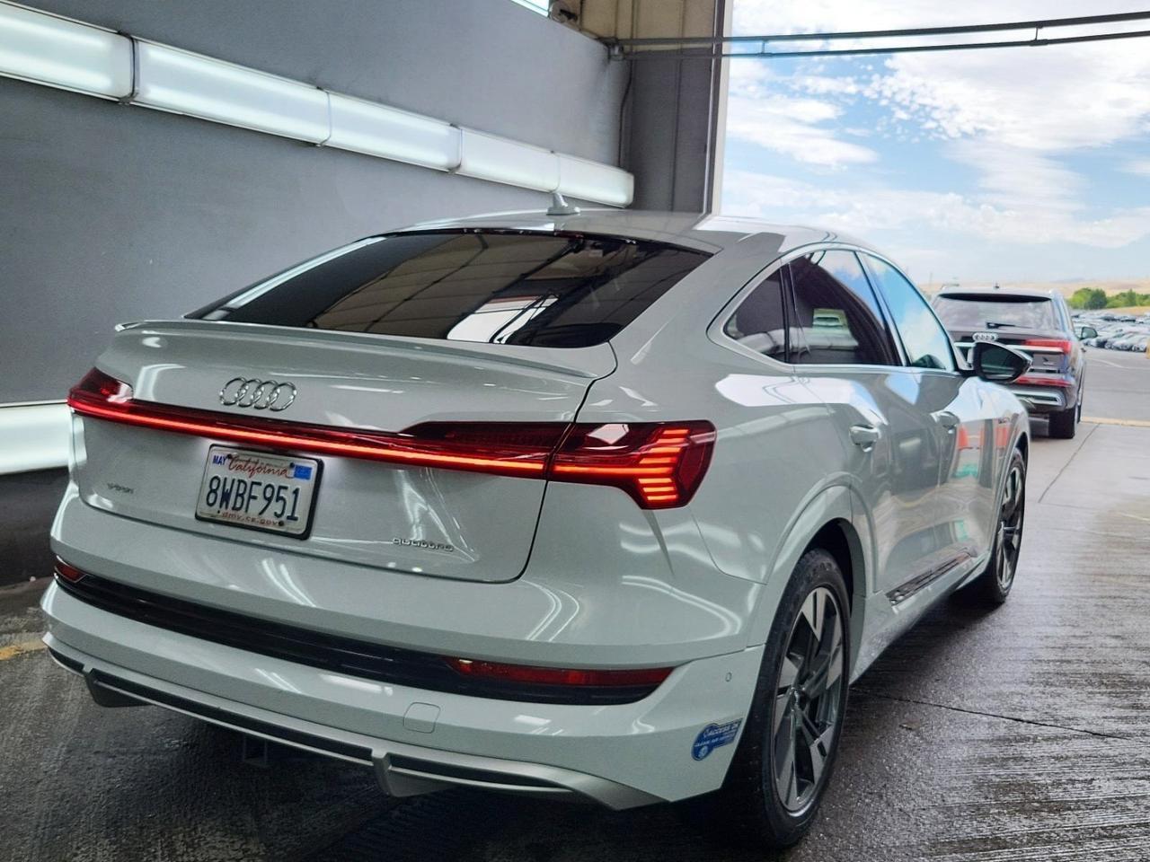 2021 Audi e-tron Sportback Premium Plus quattro Adaptive Cruise Top View Camera Portland OR
