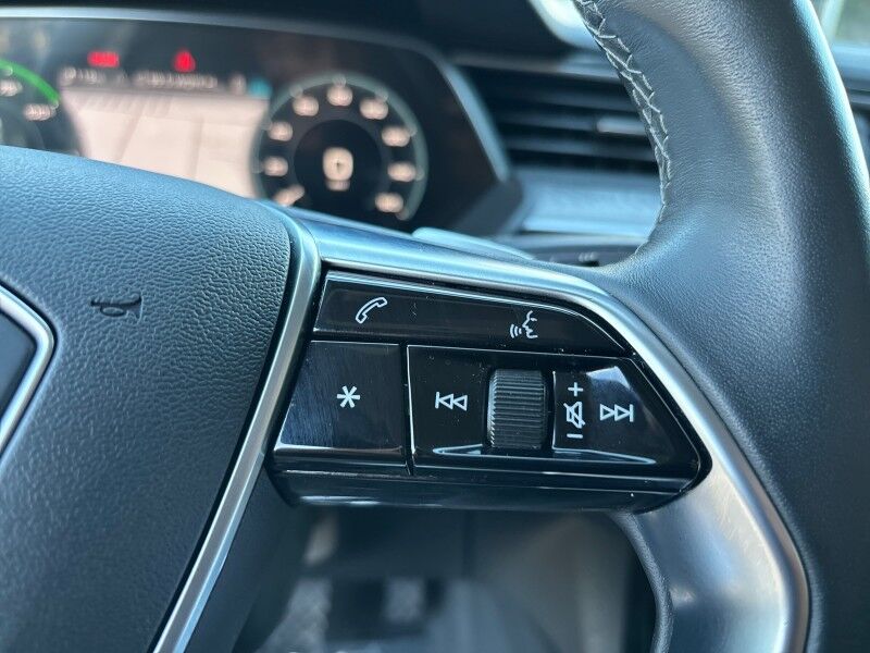 2021 Audi e-tron Sportback Premium w/BLACK OPTICS PKG. Seffner FL