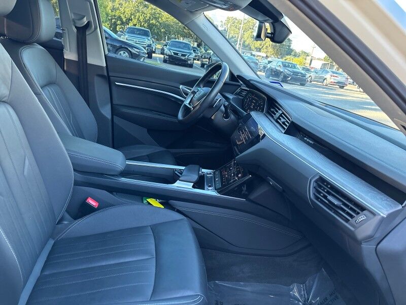 2021 Audi e-tron Sportback Premium w/BLACK OPTICS PKG. Seffner FL