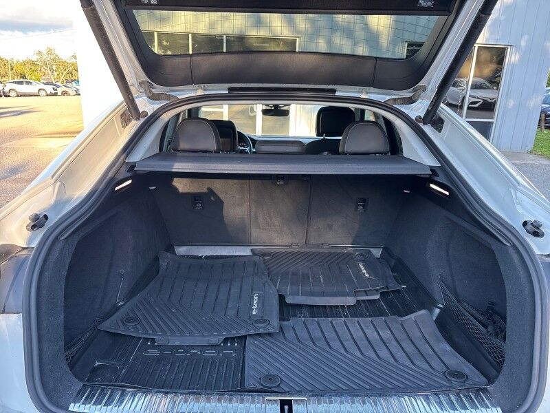 2021 Audi e-tron Sportback Premium w/BLACK OPTICS PKG. Seffner FL