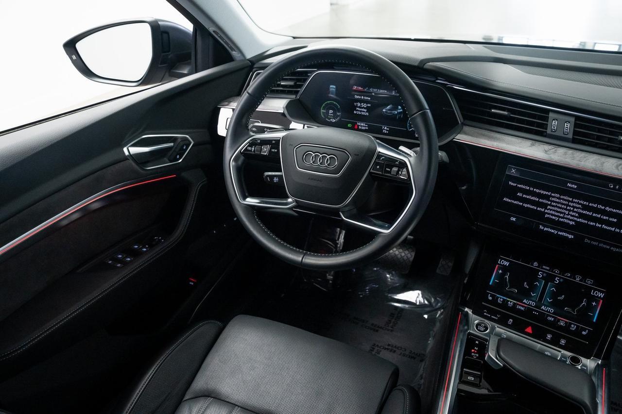 2021 Audi e-tron Sportback Prestige 1 Owner Vented Seats Black Optic Package Portland OR