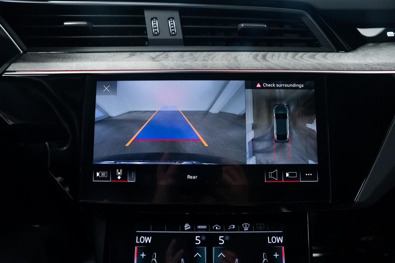 2021 Audi e-tron Sportback Prestige 1 Owner Vented Seats Black Optic Package Portland OR