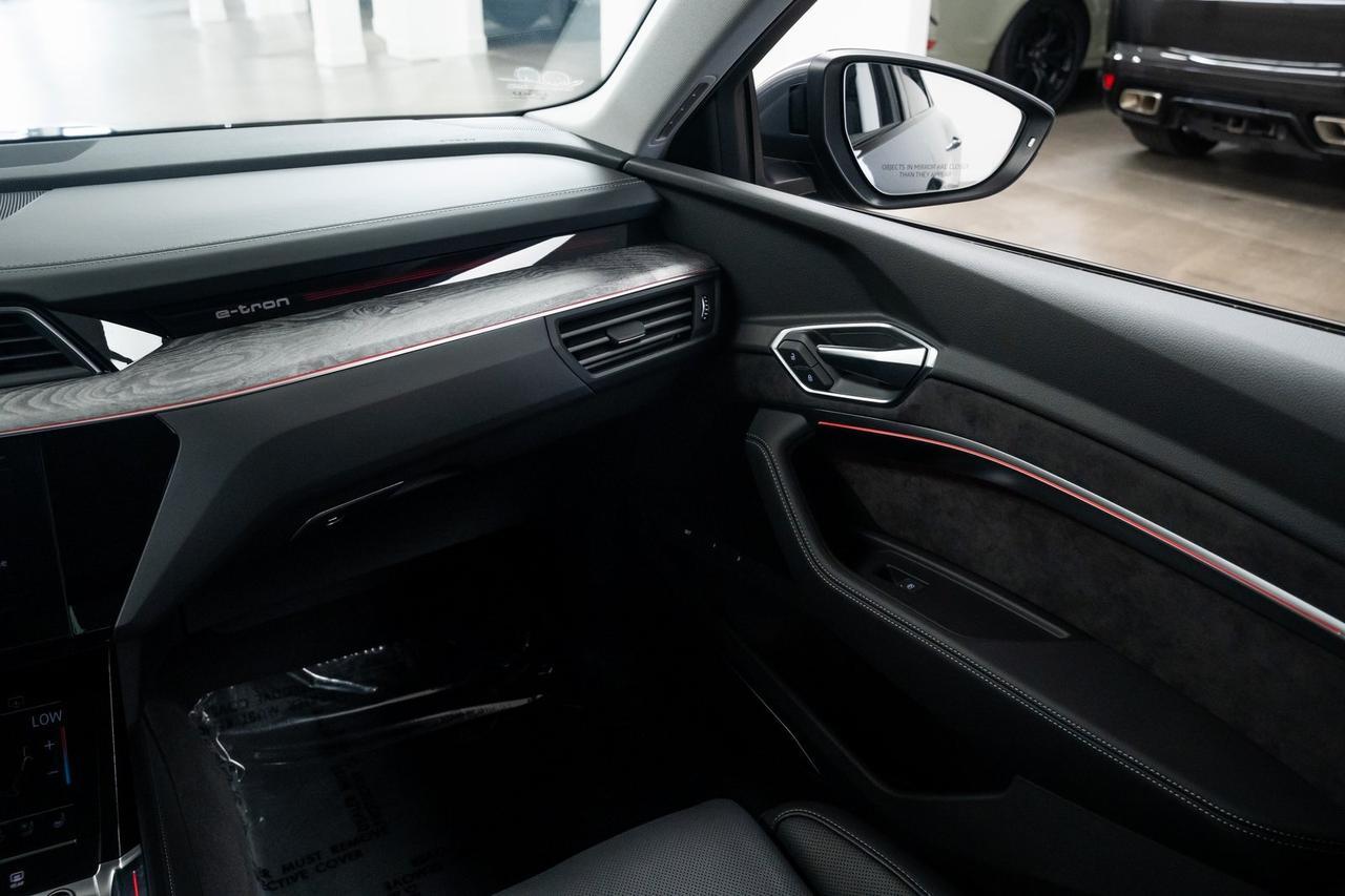 2021 Audi e-tron Sportback Prestige 1 Owner Vented Seats Black Optic Package Portland OR