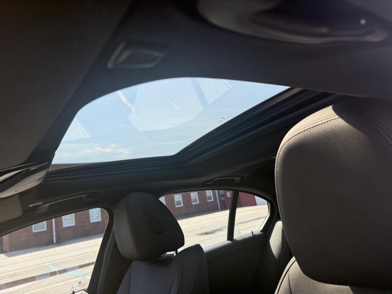 2021 BMW 3 Series 330i, APPLE CARPLAY/ANDROID AUTO, NAVIGATION, HEATED SEATS, BACKUP CAMERA, POWER MIRRORS, BLUETOOTH, SUNROOF, KEYLESS START, CLEAN CARFAX, MAKE THIS BMW 330I YOURS TODAY! Norfolk VA