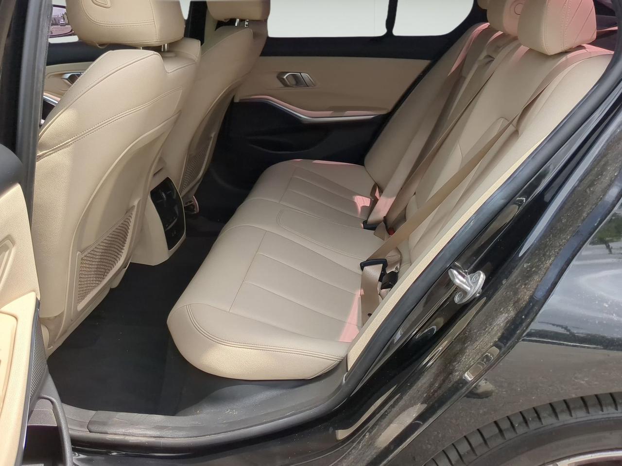 2021 BMW 3 Series 330i