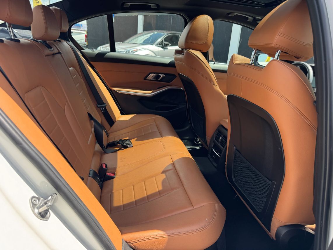 2021 BMW 3 Series 330i Sedan 4D