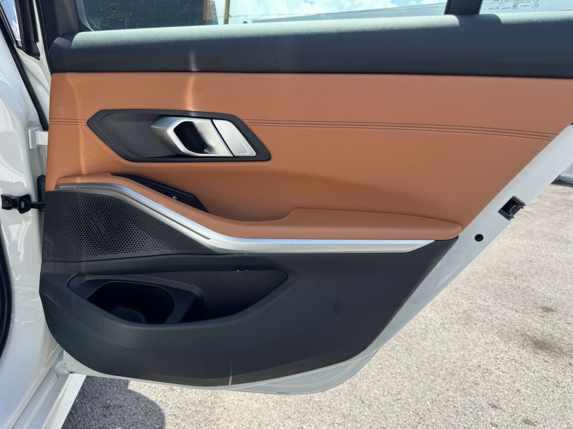 2021 BMW 3 Series 330i Sedan 4D