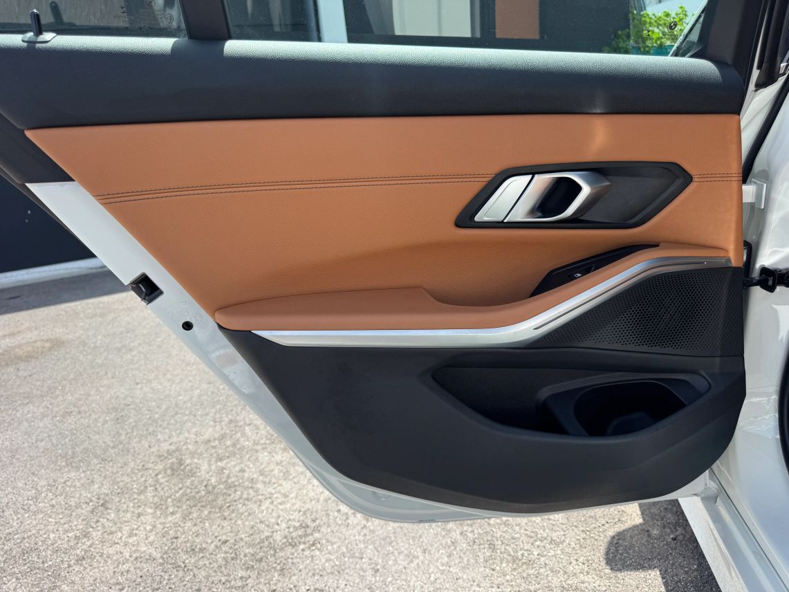 2021 BMW 3 Series 330i Sedan 4D