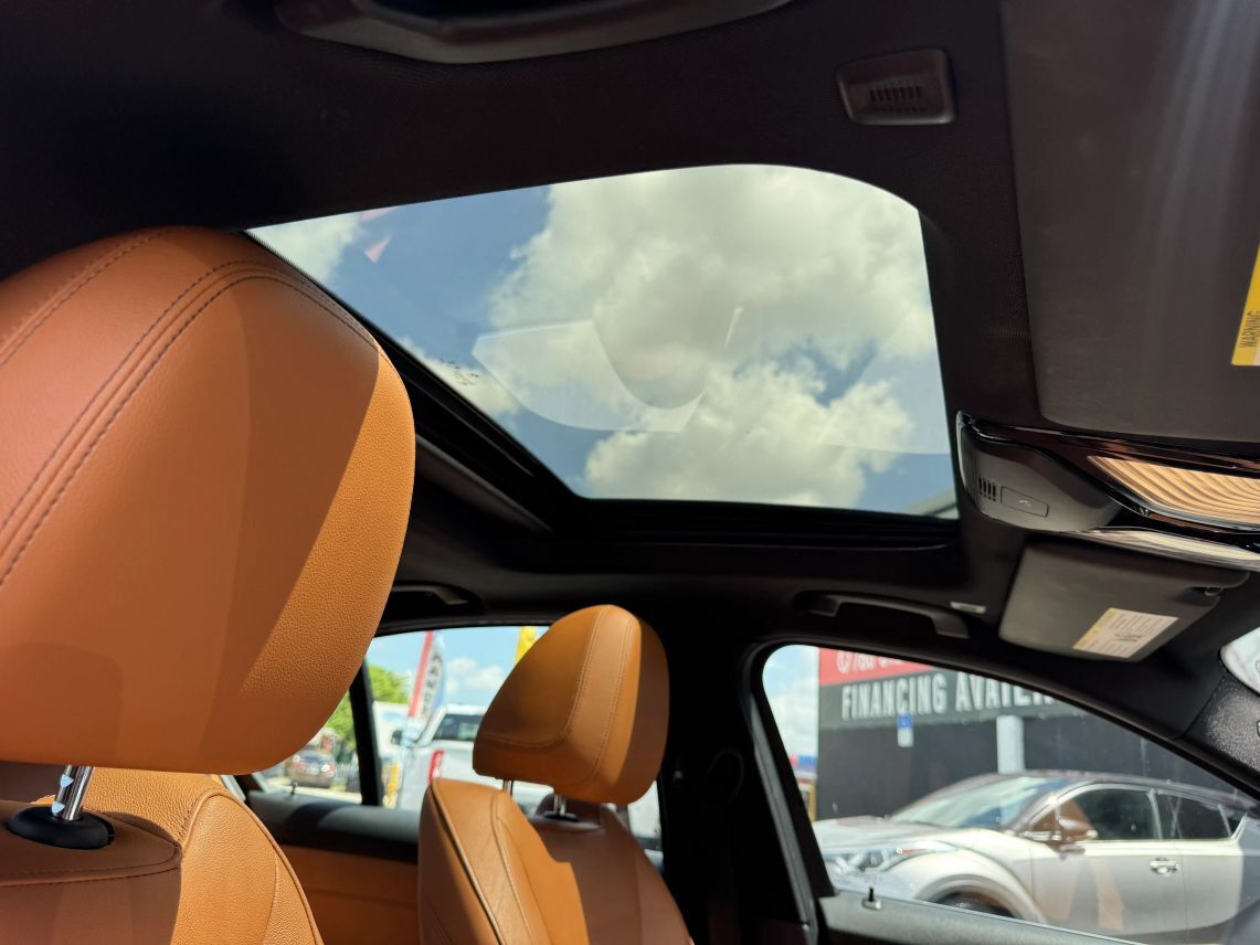 2021 BMW 3 Series 330i Sedan 4D