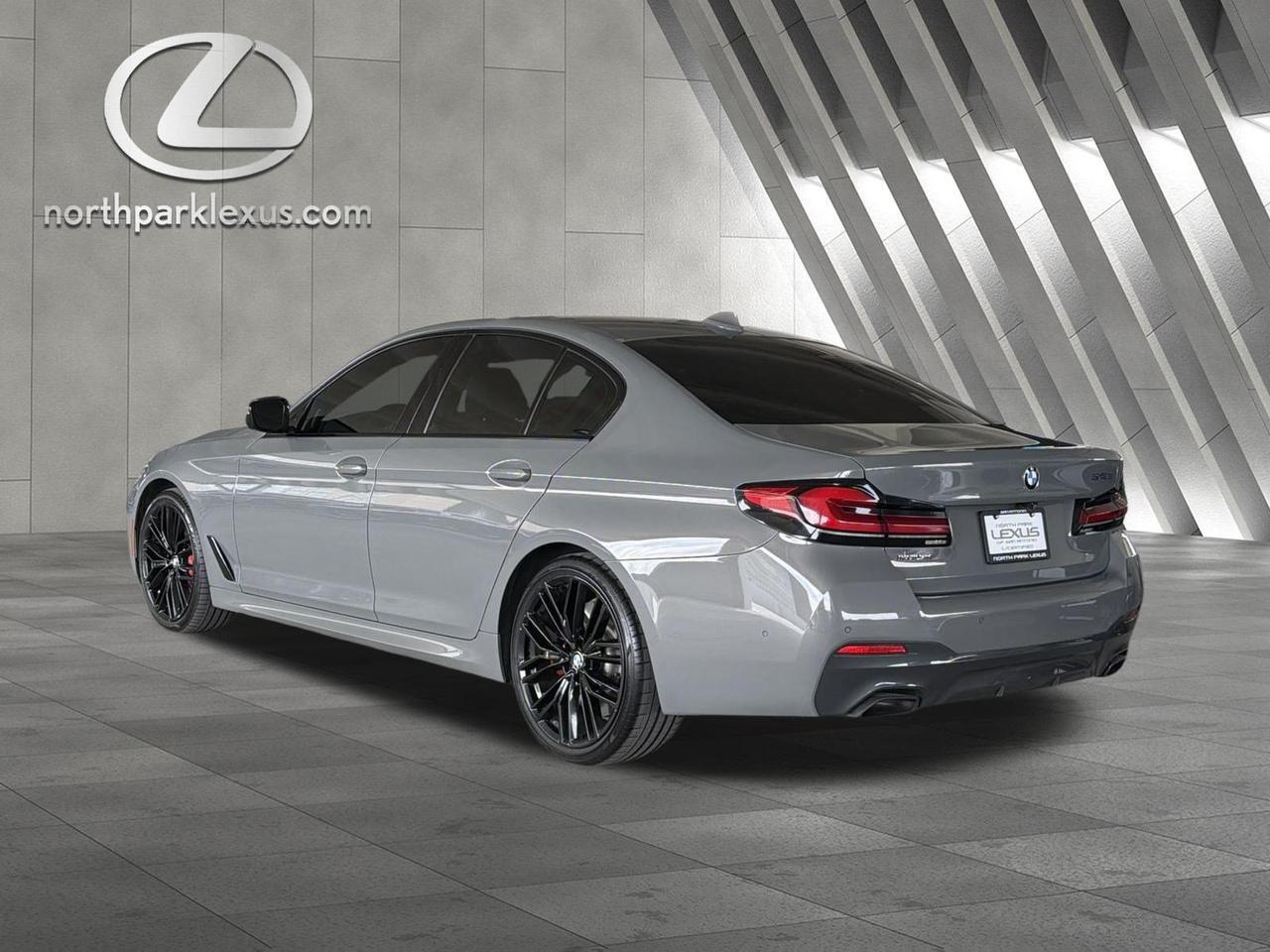 2021 BMW 5 Series 540i