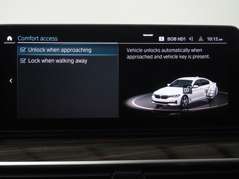 2021 BMW 530e iPerformance Plug-In Hybrid *HEADS-UP DISPLAY, ADAPTIVE CRUISE, SAFETY ALERTS, 360 VIEW CAMERAS, MOONROOF, HEATED SEATS/STEERING, 19 INCH WHEELS, HARMAN/KARDON, WIRELESS CHARGING, APPLE CARPLAY Round Rock TX
