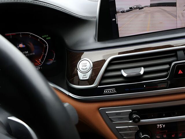 2021 BMW 7 Series 740i xDrive Oshkosh WI