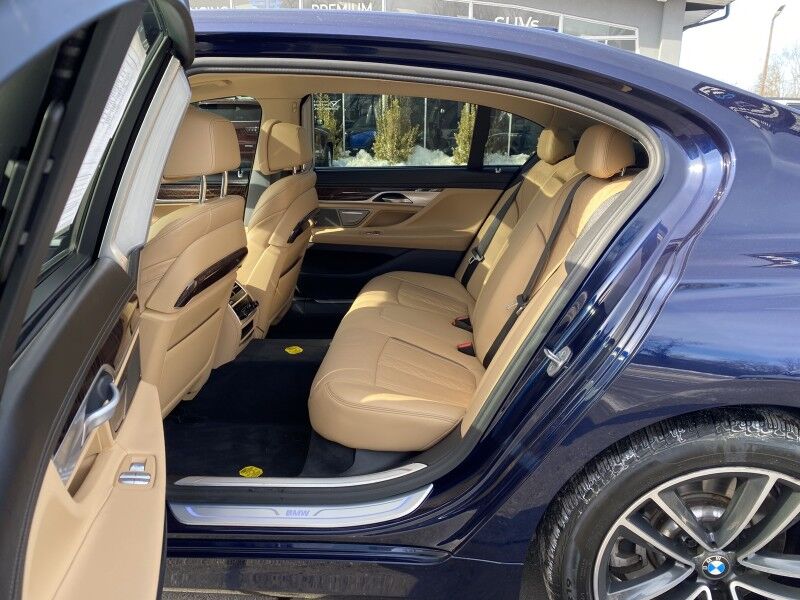 2021 BMW 7 Series 750i xDrive Bristol  PA