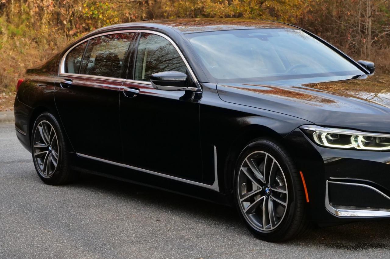 2021 BMW 750i xDrive / Executive Package / Driving Assistance Pacakge! Lincolnton NC