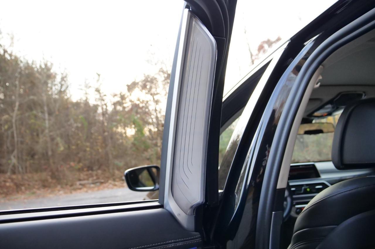 2021 BMW 750i xDrive / Executive Package / Driving Assistance Pacakge! Lincolnton NC