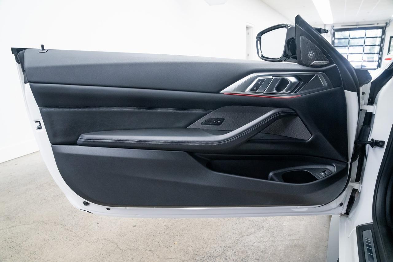 2021 BMW M4 Base Heated Seats 6-Speed Manual Carbon Fiber Trim Portland OR