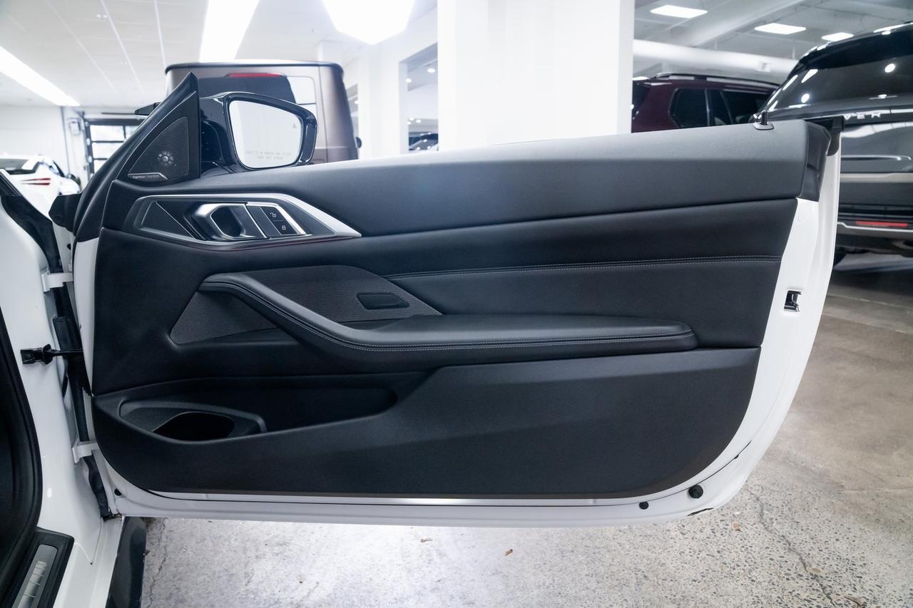 2021 BMW M4 Base Heated Seats 6-Speed Manual Carbon Fiber Trim Portland OR