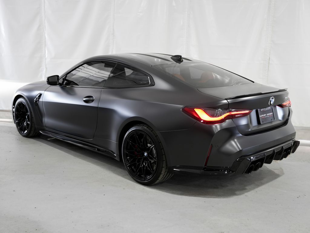 2021 BMW M4 Carbon Buckets
