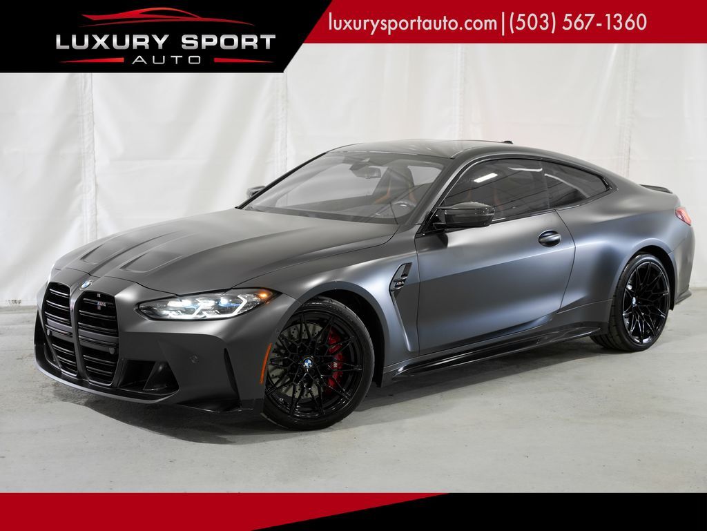 2021 BMW M4 Carbon Buckets