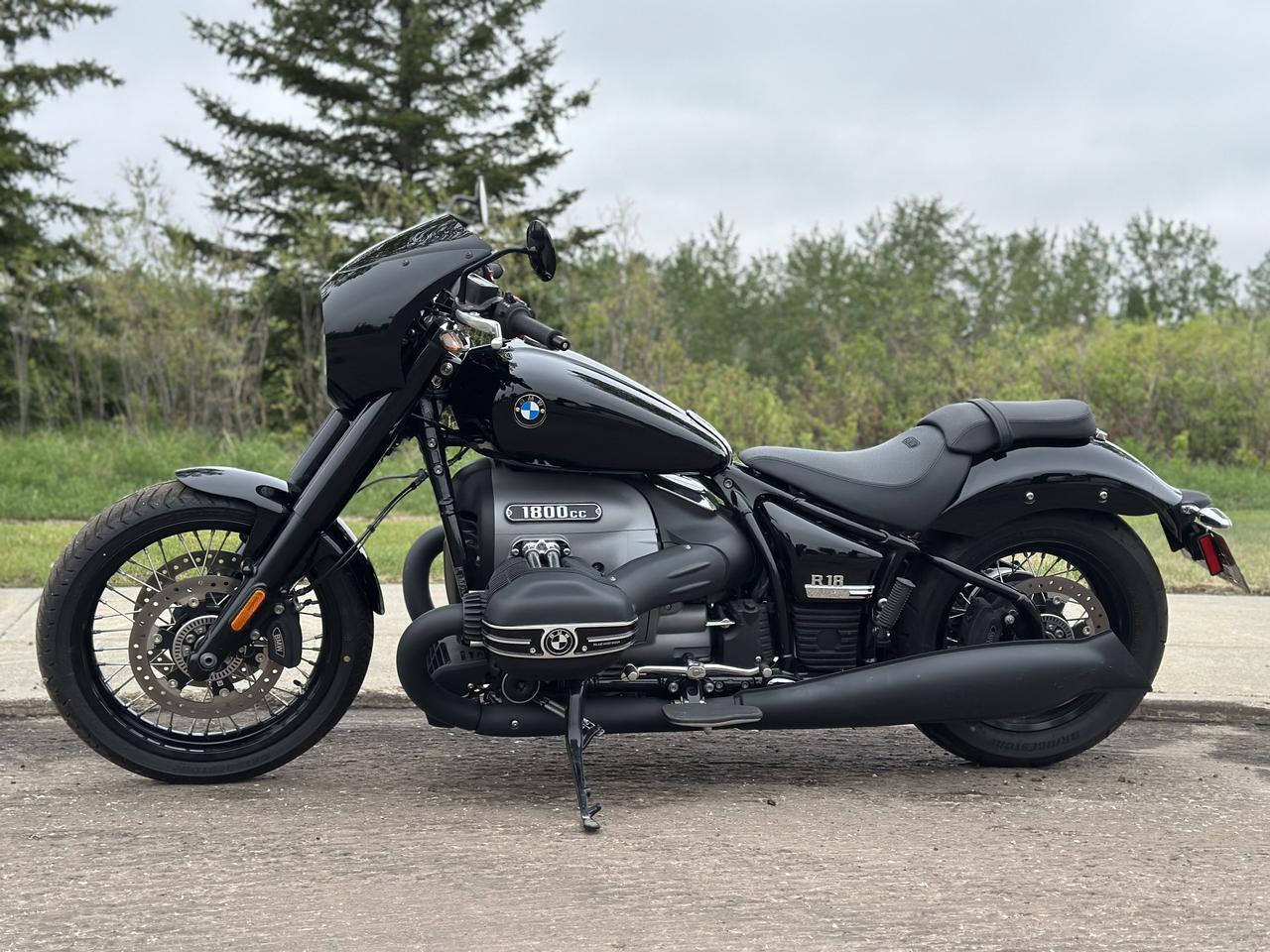 2021 BMW R18 Motorcycle Cruiser | Blackout Package | Multi Drive Modes | Cruise Control | Heated Grips | Tastefully Modified Redwater AB