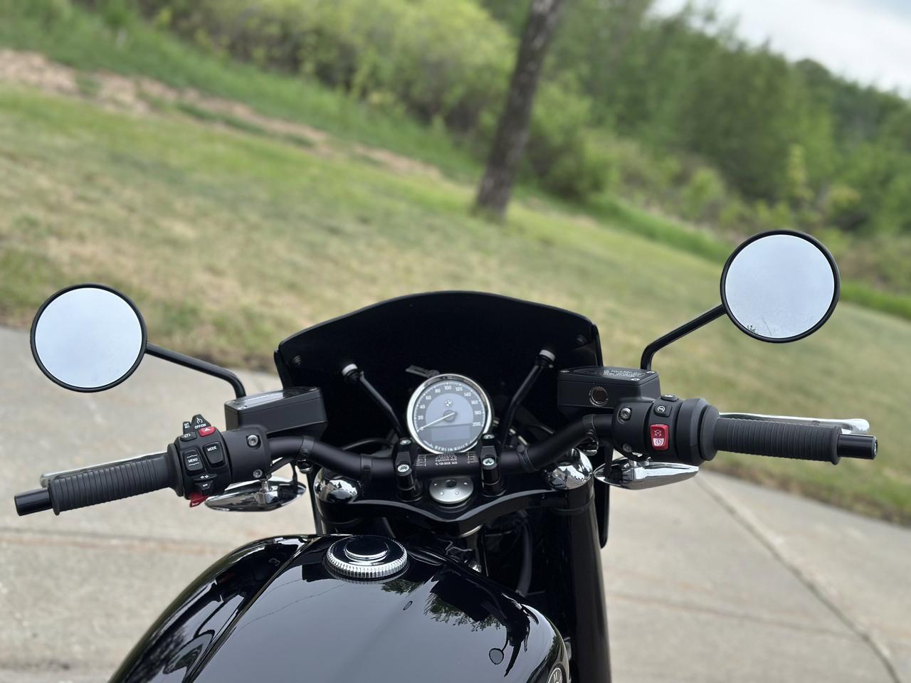 2021 BMW R18 Motorcycle Cruiser | Blackout Package | Multi Drive Modes | Cruise Control | Heated Grips | Tastefully Modified Redwater AB