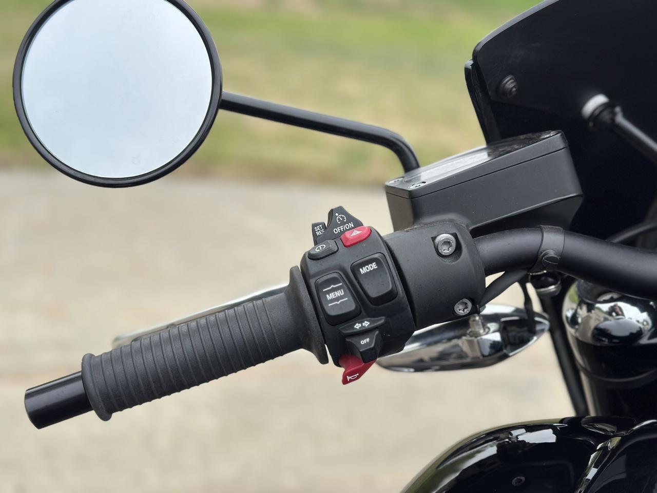 2021 BMW R18 Motorcycle Cruiser | Blackout Package | Multi Drive Modes | Cruise Control | Heated Grips | Tastefully Modified Redwater AB