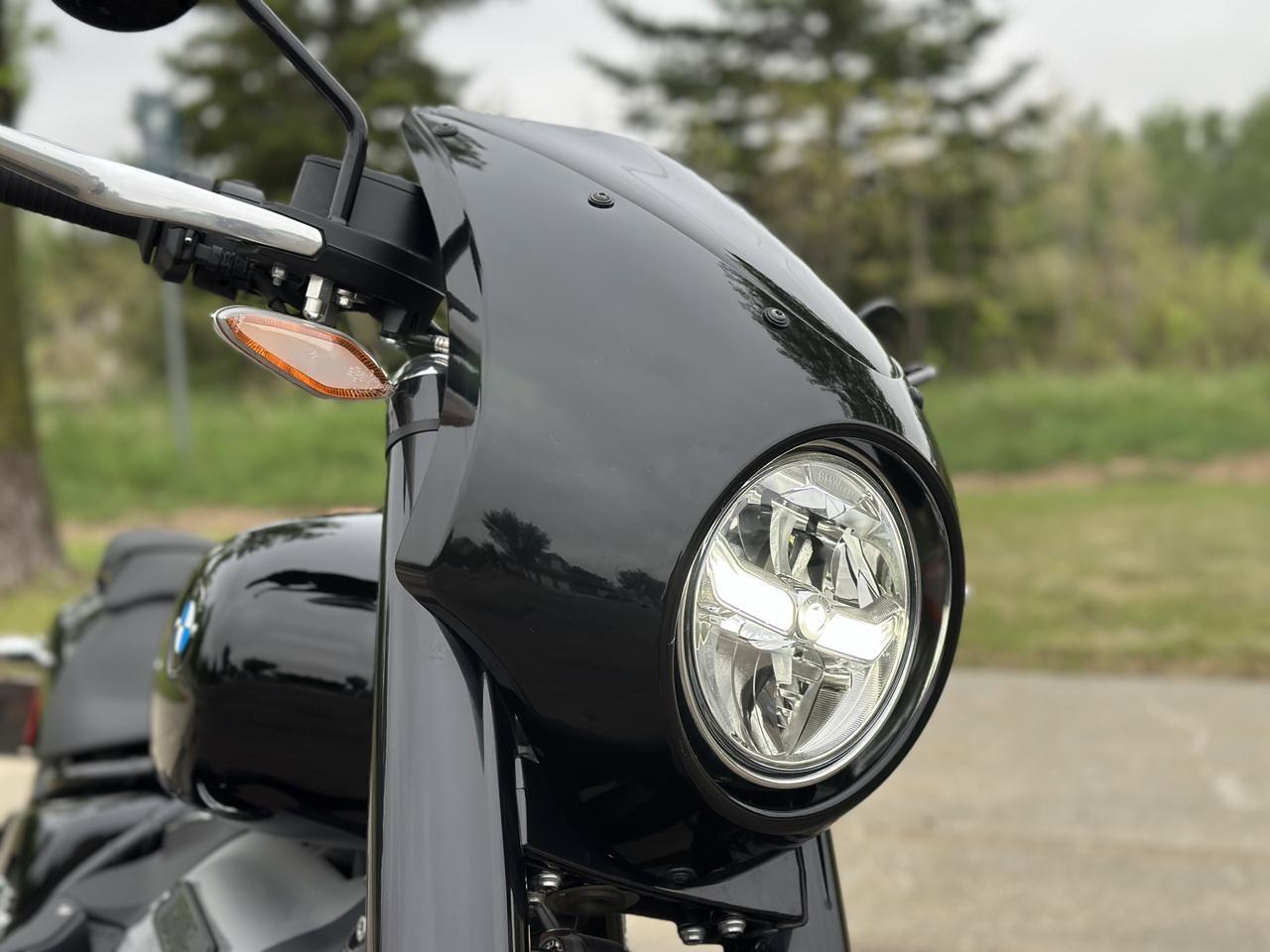 2021 BMW R18 Motorcycle Cruiser | Blackout Package | Multi Drive Modes | Cruise Control | Heated Grips | Tastefully Modified Redwater AB