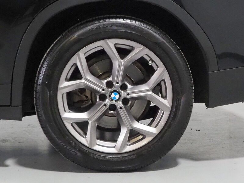 2021 BMW X3 sDrive30i *HEADS-UP DISPLAY, NAVIGATION, LIVE COCKPIT PRO, SAFTEY ALERTS, 360 VIEW CAMERAS, PANORAMA MOONROOF, VERNASCA LEATHER, HEATED SEATS/STEERING, COMFORT ACCESS, HARMAN/KARDON, WIRELESS CHARGING, ANDROID & APPLE Round Rock TX