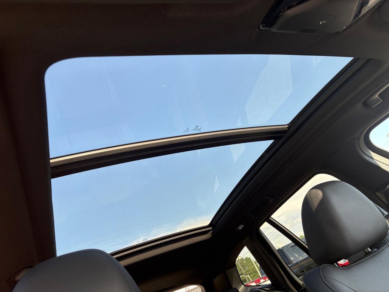2021 BMW X3 xDrive30i, HEADSUP DISPLAY, APPLE CARPLAY/ANDROID AUTO, PANORAMIC MOONROOF, BLIND SPOT ALERT, LANE KEEP ASSIST, HEATED STEERING WHEEL & SEATS, POWER LIFTGATE, NAVIGATION, ONLY 1 OWNER, RIDE IN LUXURY! Virginia Beach VA