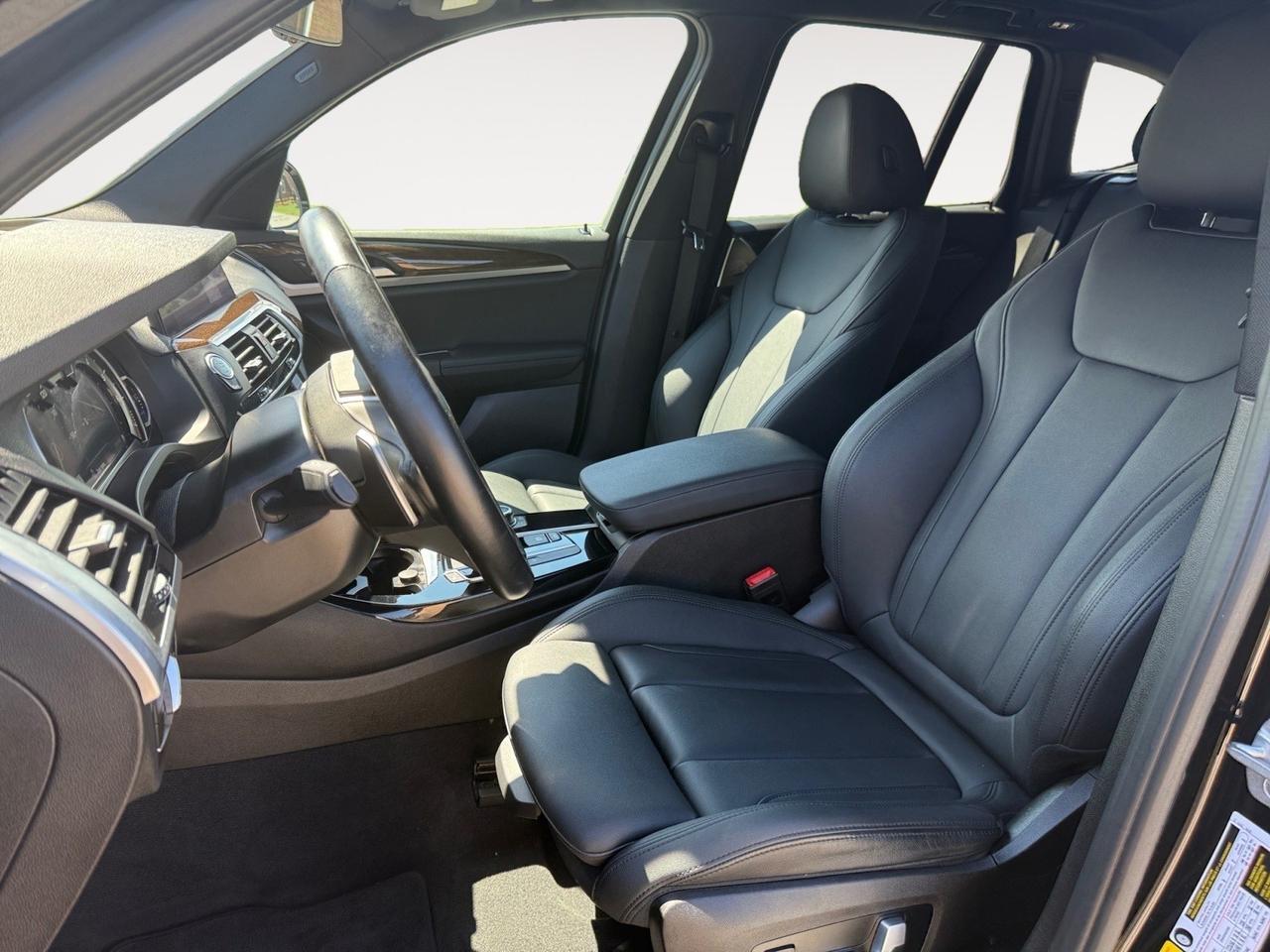 2021 BMW X3 xDrive30i, HEADSUP DISPLAY, APPLY CARPLAY/ANDROID AUTO, PANORAMIC MOONROOF, BLIND SPOT ALERT, LANE KEEP ASSIST, HEATED STEERING WHEEL & SEATS, POWER LIFTGATE, NAVIGATION, ONLY 1 OWNER, RIDE IN LUXURY! Norfolk VA