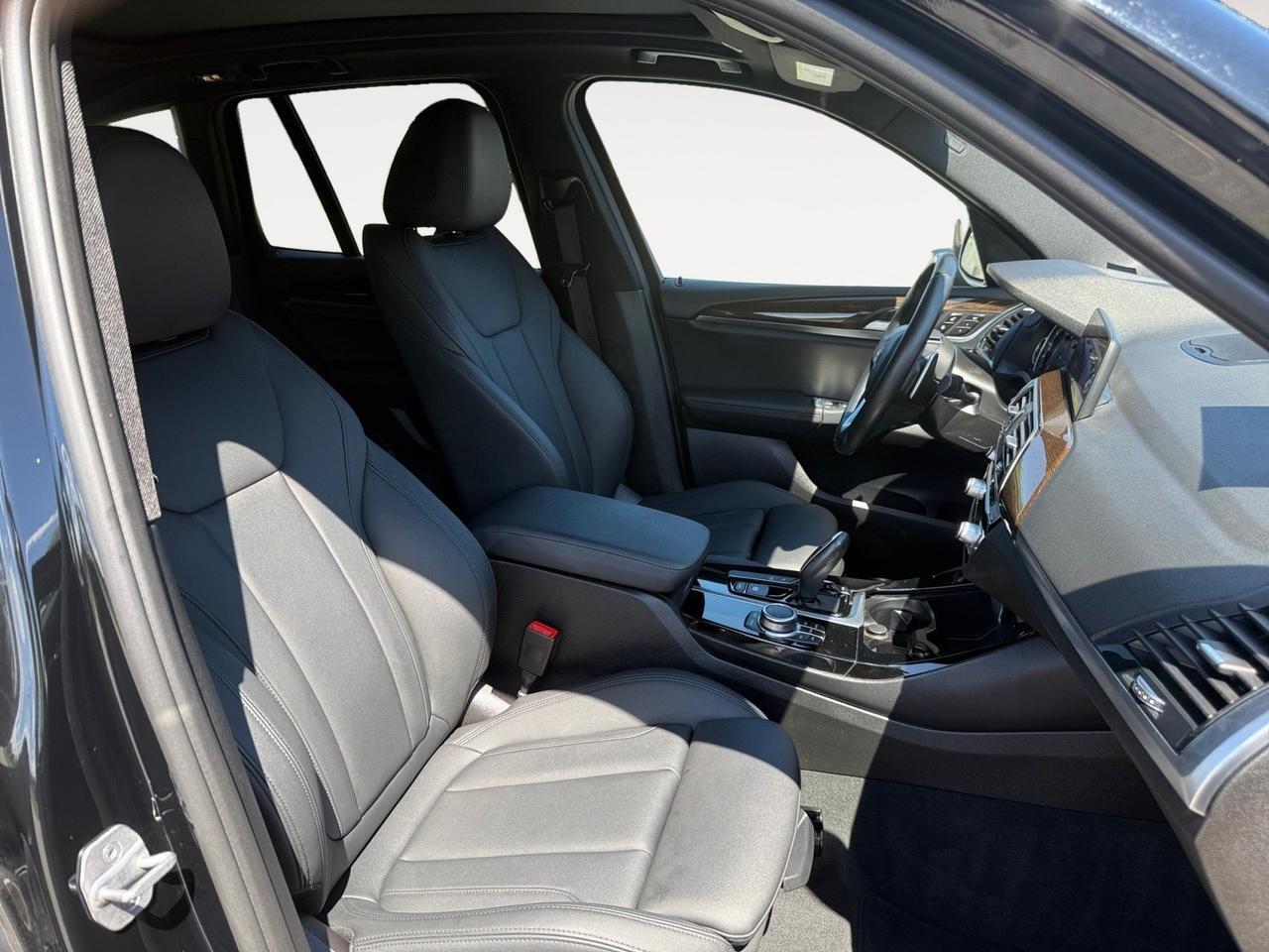 2021 BMW X3 xDrive30i, HEADSUP DISPLAY, APPLY CARPLAY/ANDROID AUTO, PANORAMIC MOONROOF, BLIND SPOT ALERT, LANE KEEP ASSIST, HEATED STEERING WHEEL & SEATS, POWER LIFTGATE, NAVIGATION, ONLY 1 OWNER, RIDE IN LUXURY! Norfolk VA