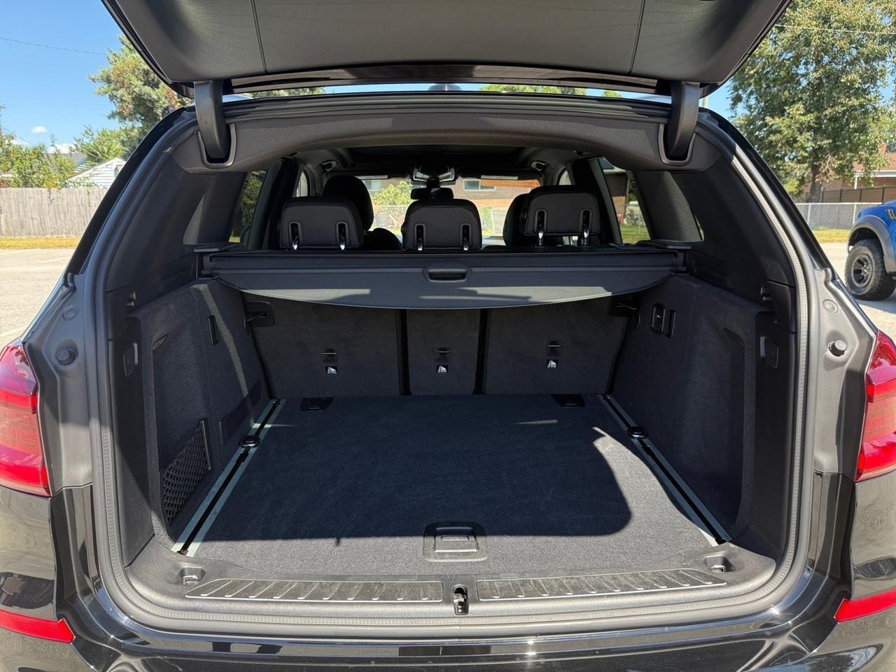 2021 BMW X3 xDrive30i, HEADSUP DISPLAY, APPLY CARPLAY/ANDROID AUTO, PANORAMIC MOONROOF, BLIND SPOT ALERT, LANE KEEP ASSIST, HEATED STEERING WHEEL & SEATS, POWER LIFTGATE, NAVIGATION, ONLY 1 OWNER, RIDE IN LUXURY! Norfolk VA