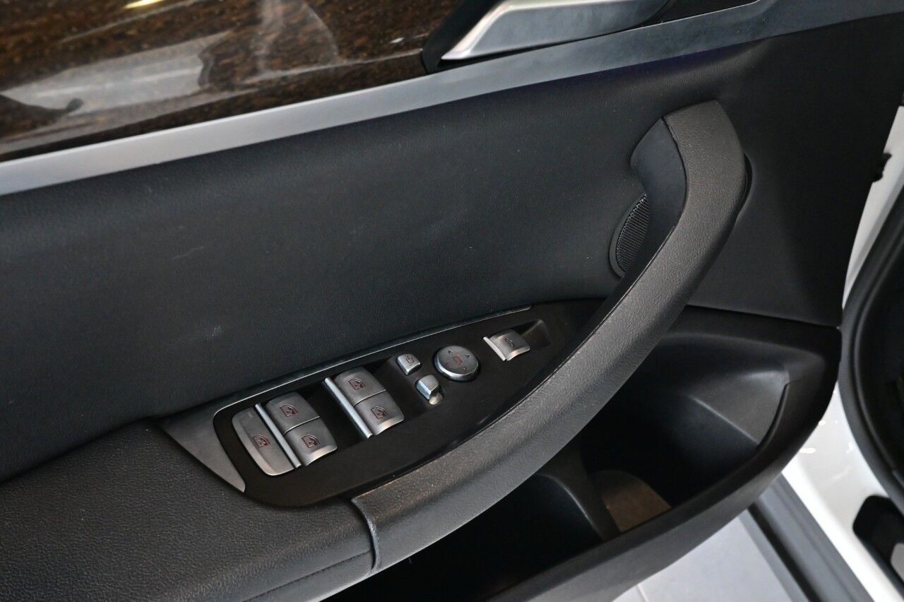 2021 BMW X3 xDrive30i, Pano Roof, Head-Up Display, CarPlay, Ambient Lighting Springfield NJ
