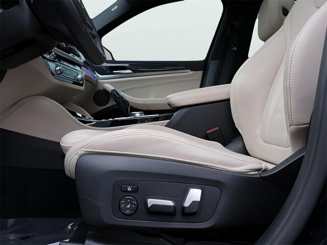 2021 BMW X4 M40i Oshkosh WI 2021 BMW X4 M40i Oshkosh WI