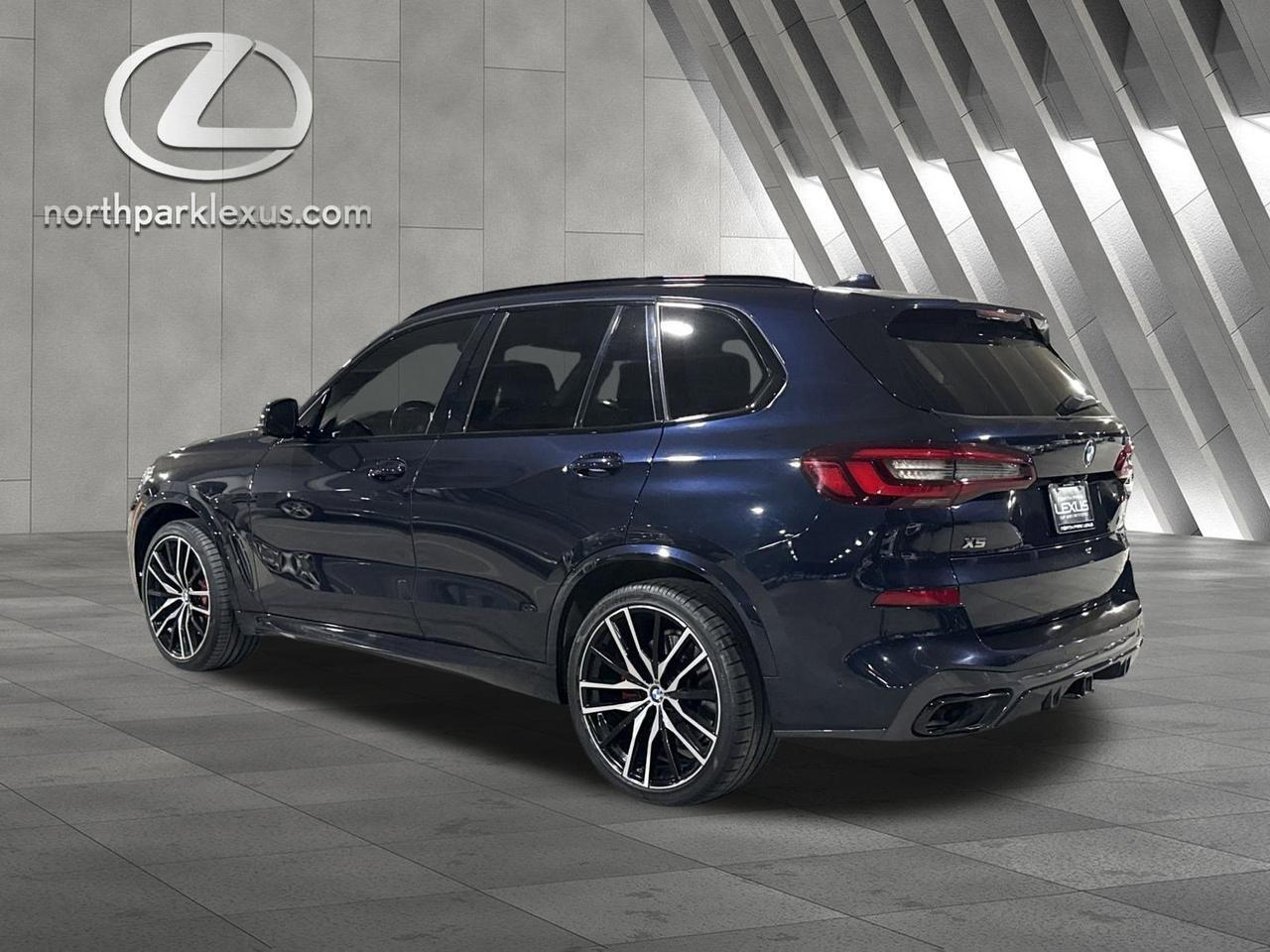 2021 BMW X5 M50i