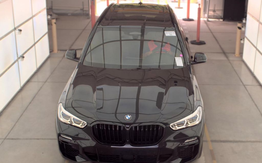 2021 BMW X5 M50i