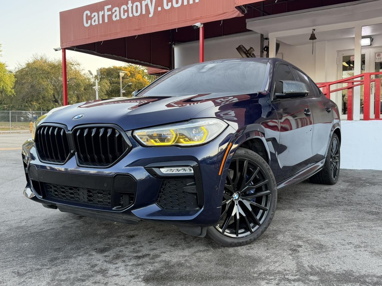 2021 BMW X6 M50i