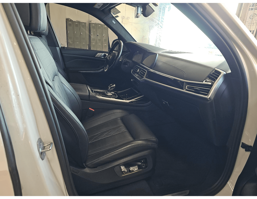 2021 BMW X7 ALPINA XB7 Adaptive Cruise Second Row Captains Chairs Portland OR