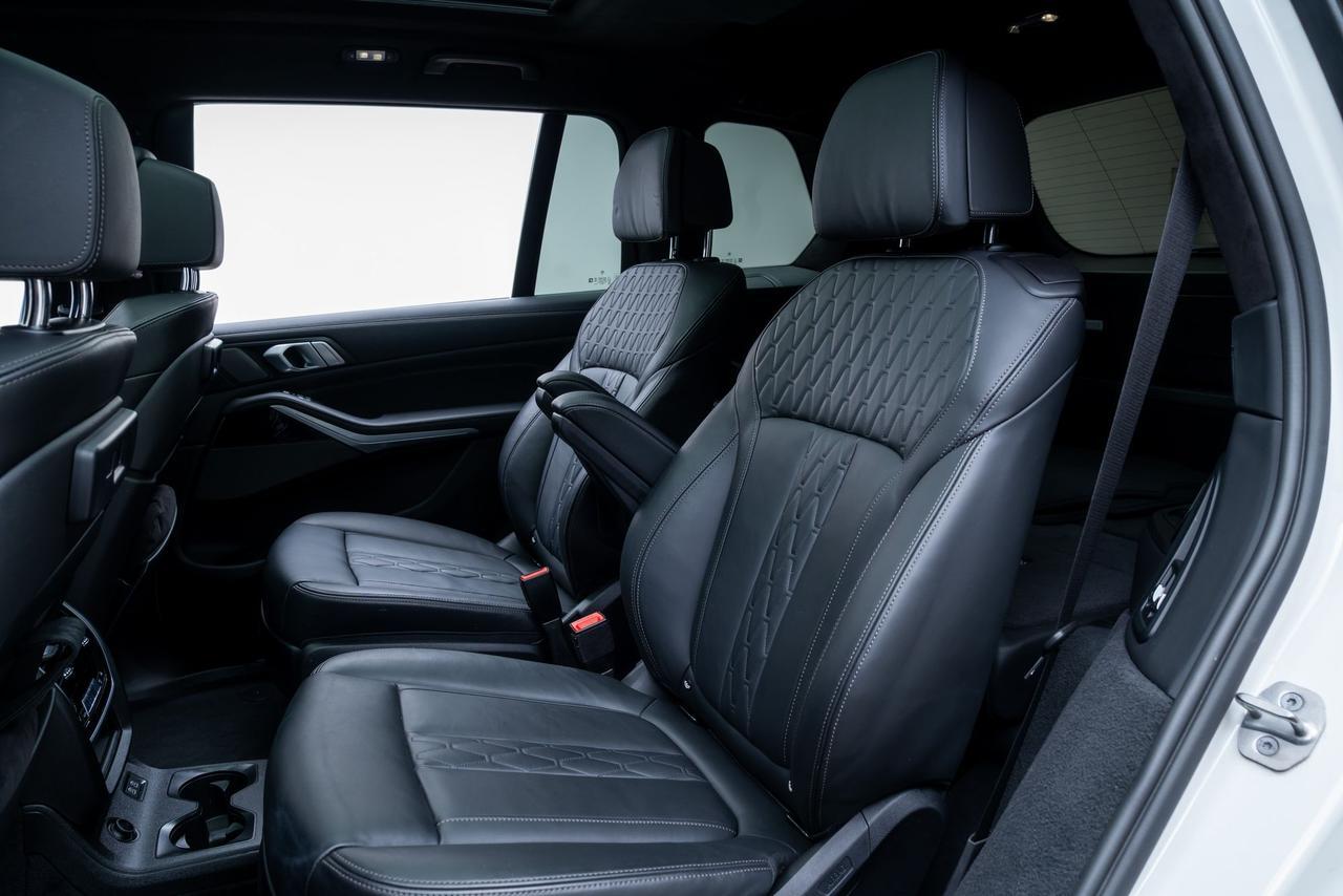 2021 BMW X7 ALPINA XB7 Adaptive Cruise Second Row Captains Chairs Portland OR