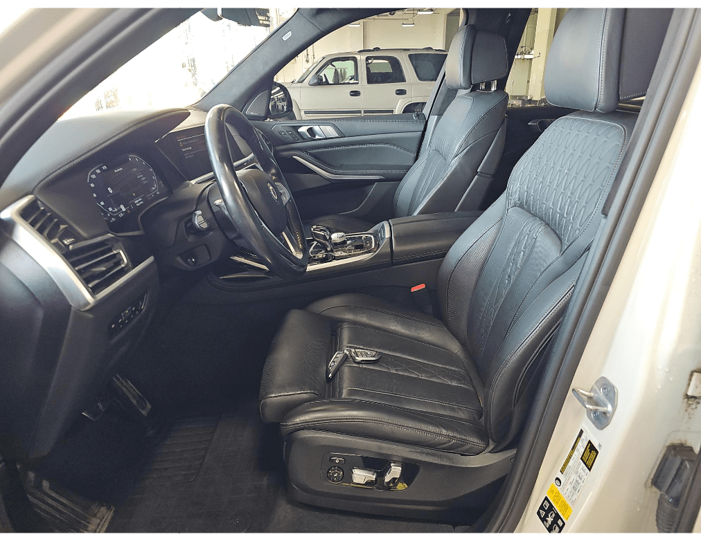2021 BMW X7 ALPINA XB7 Adaptive Cruise Second Row Captains Chairs Portland OR