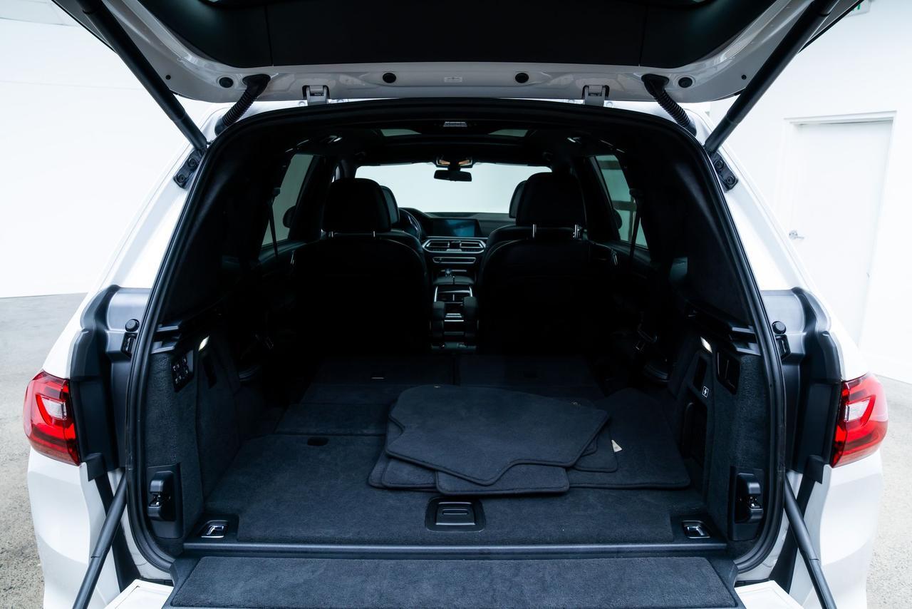 2021 BMW X7 ALPINA XB7 Adaptive Cruise Second Row Captains Chairs Portland OR