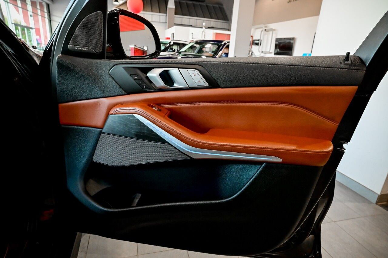 2021 BMW X7 M50i, 21'' Wheels, Panoramic Sky Lounge LED Roof, Executive and Cold Weather Pkg Springfield NJ