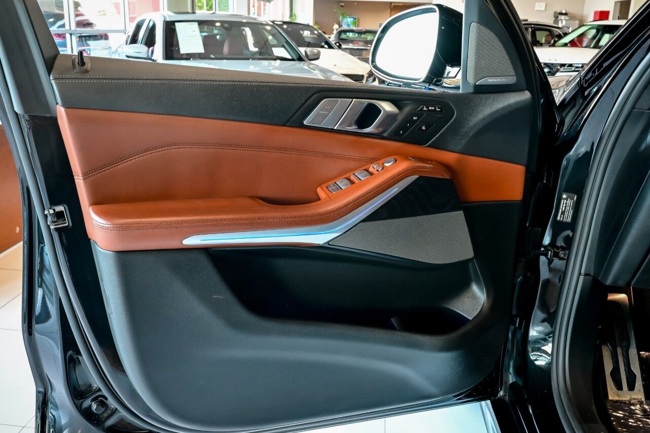 2021 BMW X7 M50i, 21'' Wheels, Panoramic Sky Lounge LED Roof, Executive and Cold Weather Pkg Springfield NJ