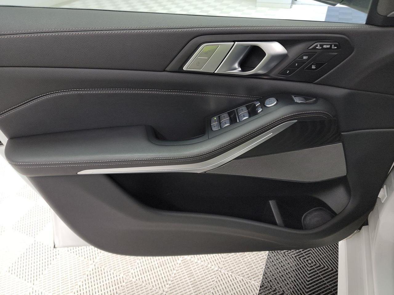 2021 BMW X7 M50i Active Suspension Head-Up Display Portland OR