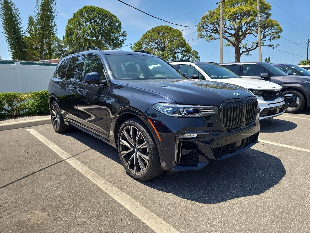 2021 BMW X7 M50i Oshkosh WI
