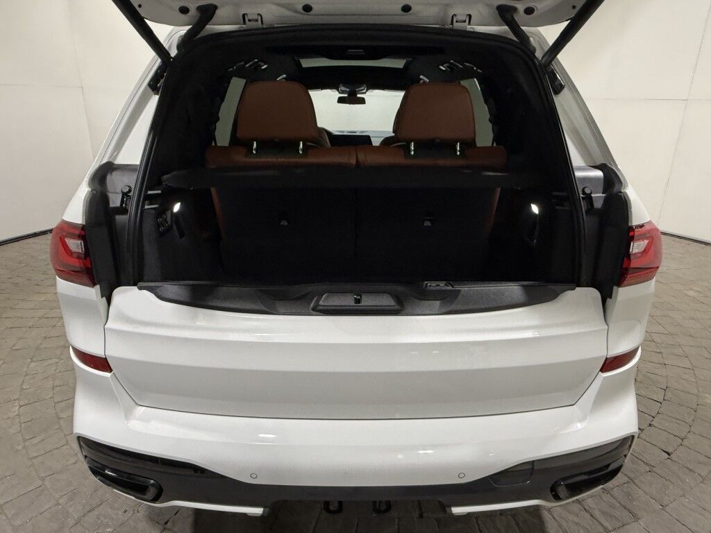 2021 BMW X7 M50i Sports 4.4L V8 Maumee OH